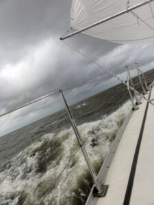 "Helgoland Express" mit Seegang