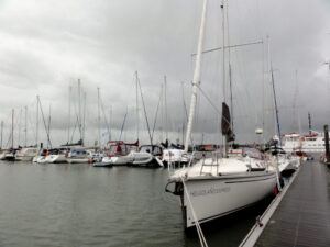 "Helgoland Express" im Hafen von Spiekeroog